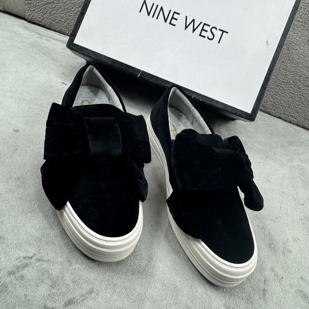 Nine West Onosha Black Velvet Oversized Bow‎ Slip On Platform Sneakers 5.5M
